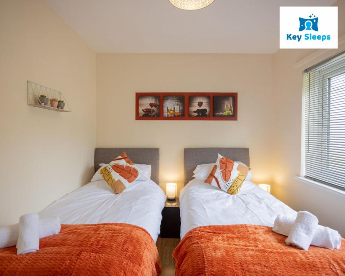 Beachside Family Staycation At Keysleeps - Pembrokeshire - Free Parking Pembroke Dock Zewnętrze zdjęcie