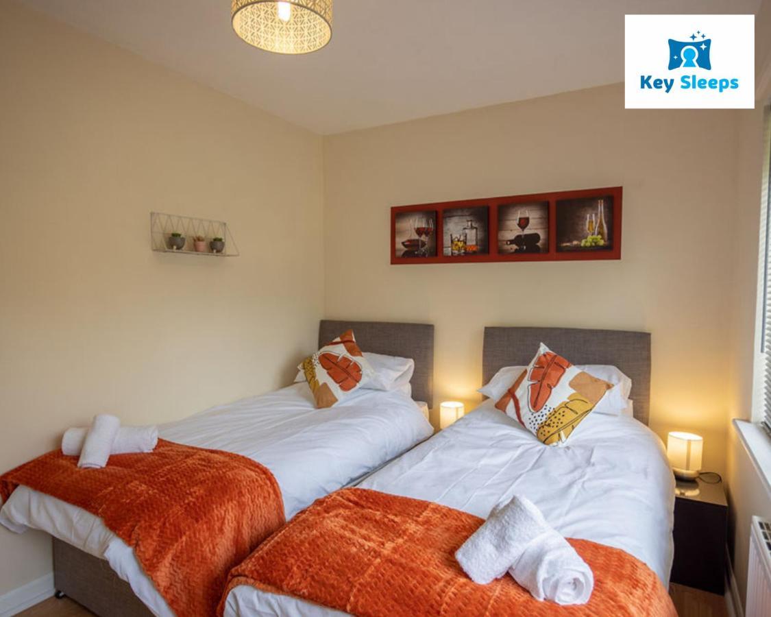 Beachside Family Staycation At Keysleeps - Pembrokeshire - Free Parking Pembroke Dock Zewnętrze zdjęcie